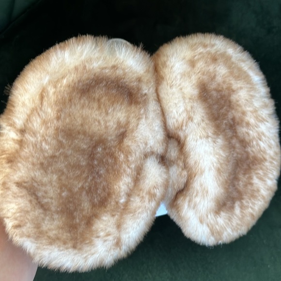 NWT Carter’s Fur Booties - Picture 3 of 4